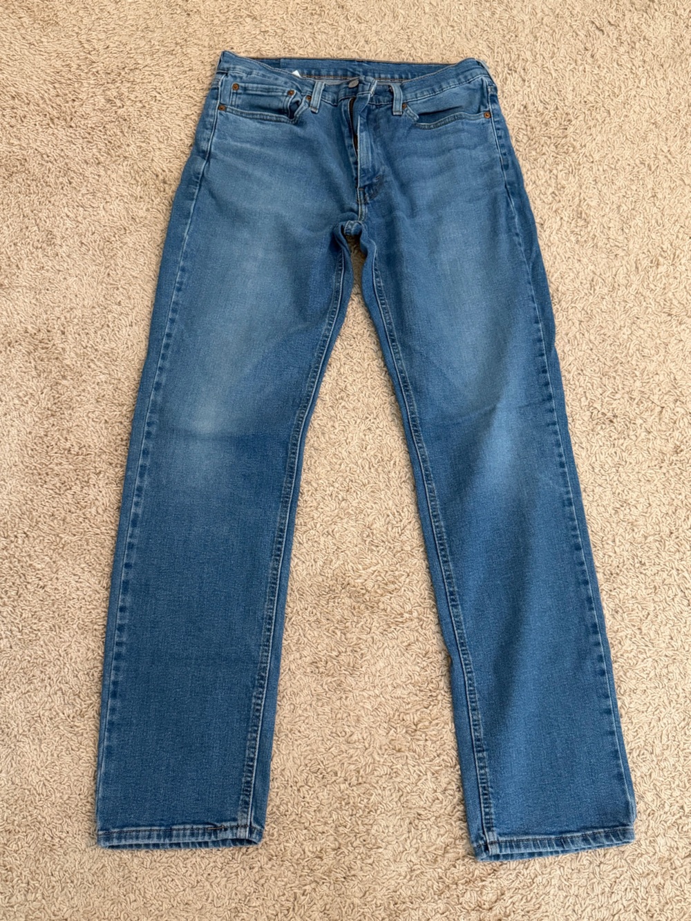 Levi's Men's Medium Blue Straight Jeans